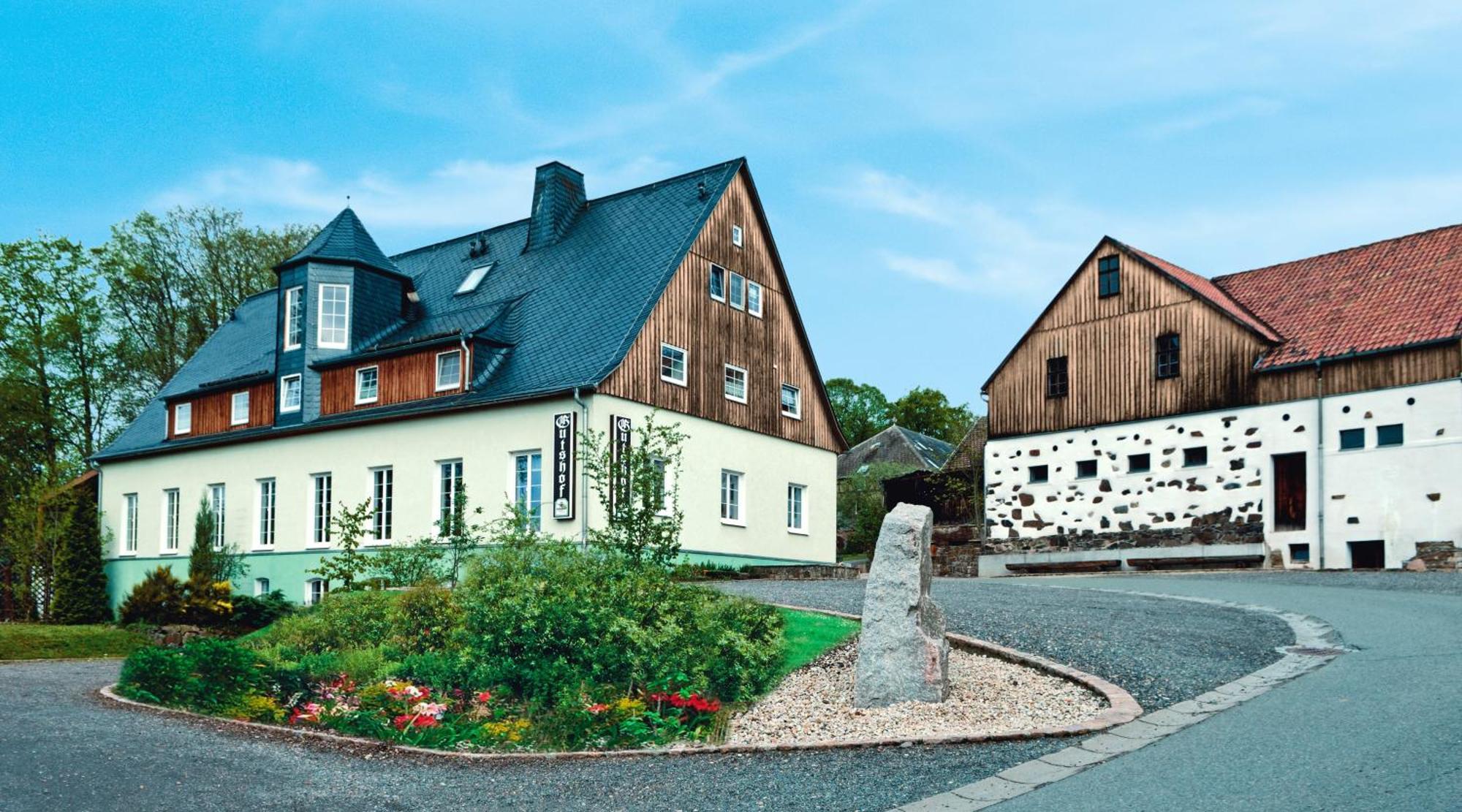 Landhotel Gutshof Hartenstein  Exterior photo